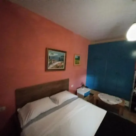 Penthouse & Aparts Tirana