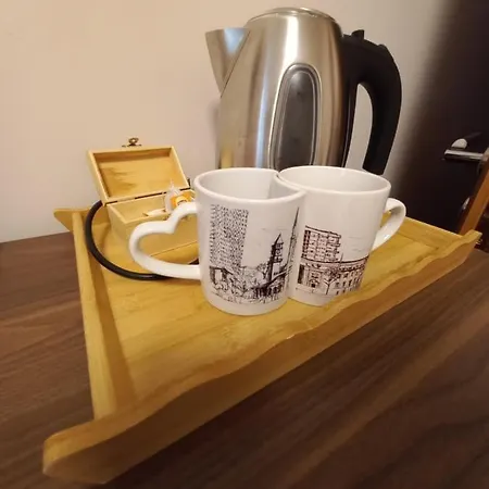 Penthouse & Aparts Guest house