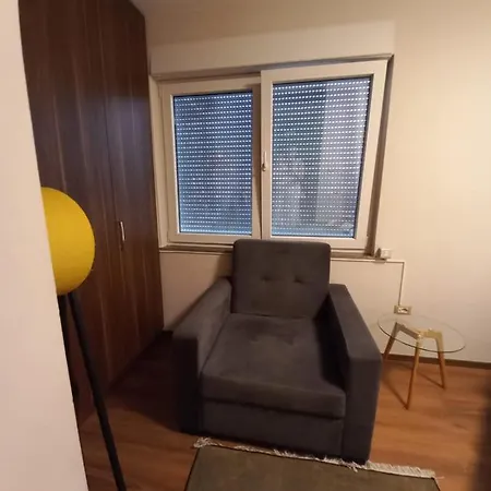 Guest house Penthouse & Aparts Tirana
