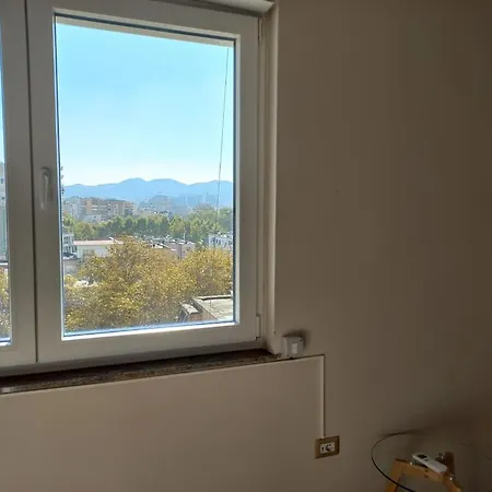 Penthouse & Aparts Guest house