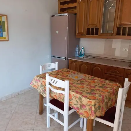 Penthouse & Aparts Guest house *