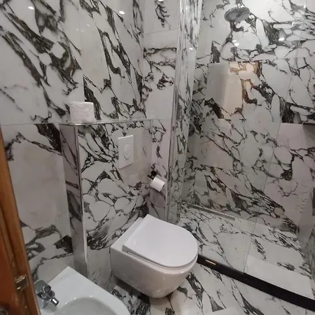 Penthouse & Aparts Tirana